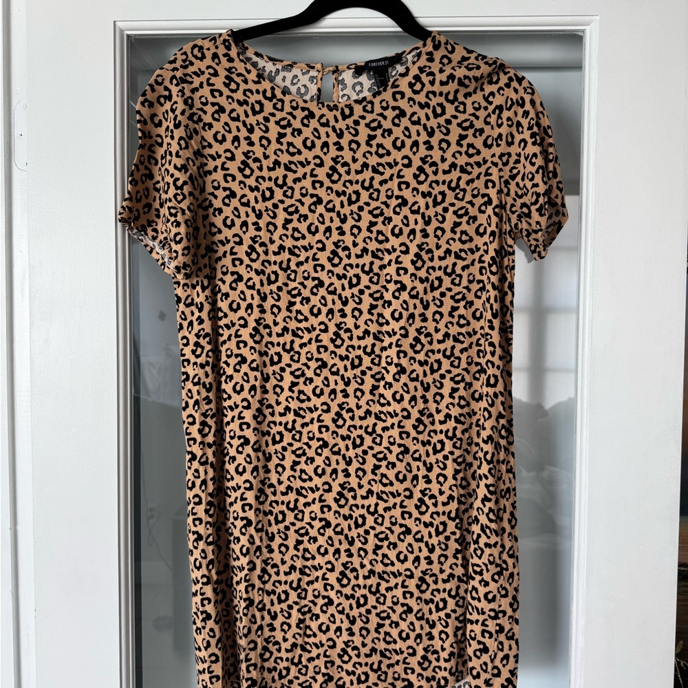 Forever 21 Leopard Print Short Sleeve Top - Tan and Black